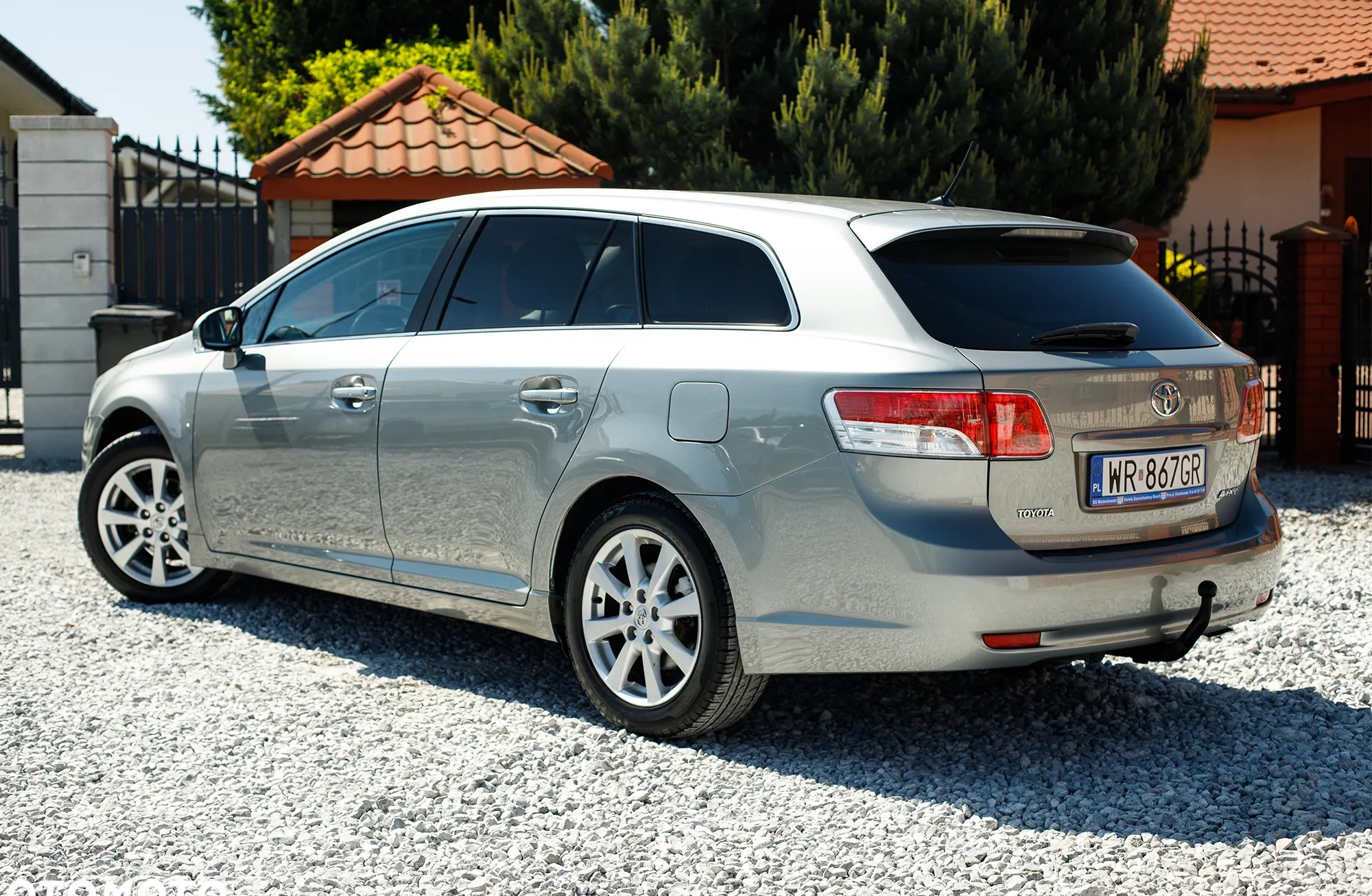 Toyota Avensis cena 33900 przebieg: 184000, rok produkcji 2009 z Rzgów małe 596